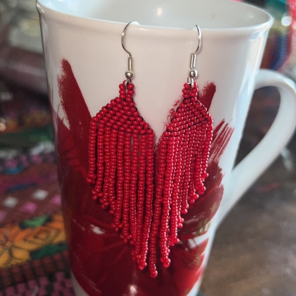 Bohemian Red Dangle Beaded Earrings asymmetrical hand crafted 2 inches long - Picture 4 of 4